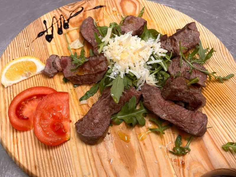 Tagliata di picania servita a piacere